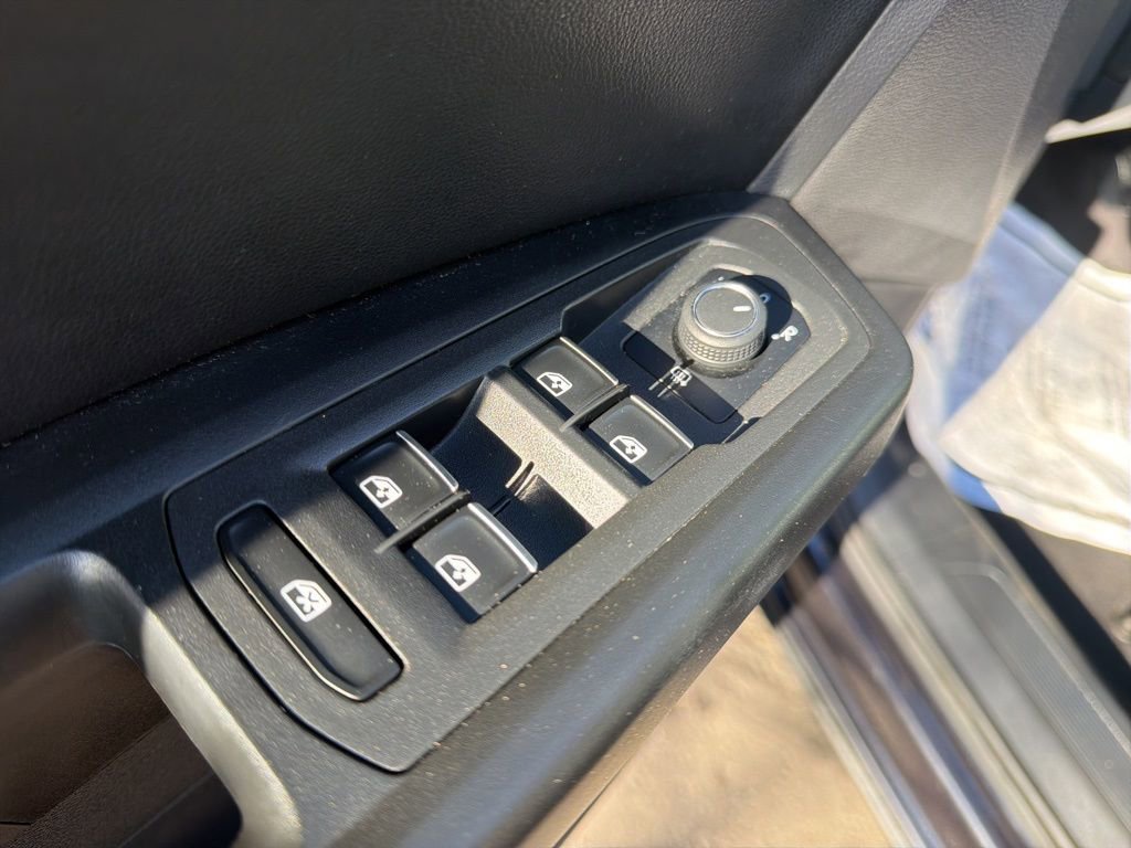 Used 2018 Volkswagen Atlas SE image 11