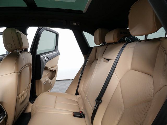 New 2026 Porsche Macan image 21