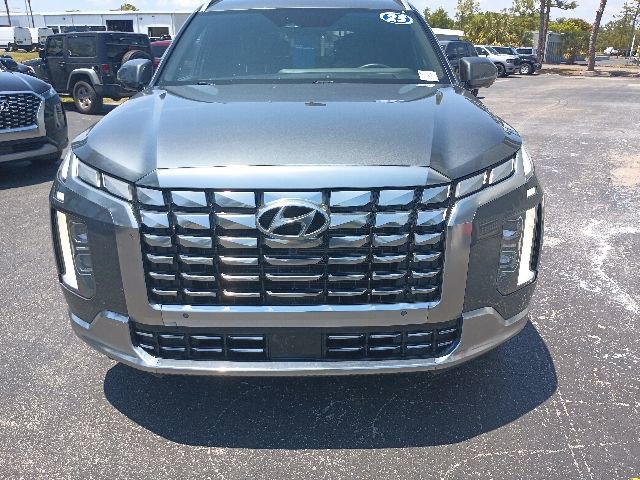 Used 2023 Hyundai Palisade Calligraphy w/ Cargo Package FWD image 1