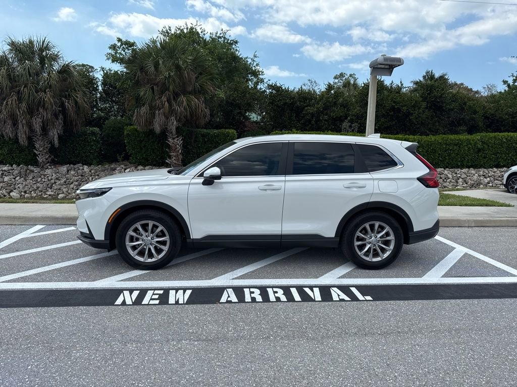 Used 2024 Honda CR-V EX image 2