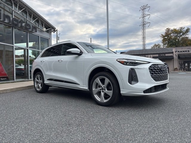 New 2025 Audi Q5 Premium Plus image 7