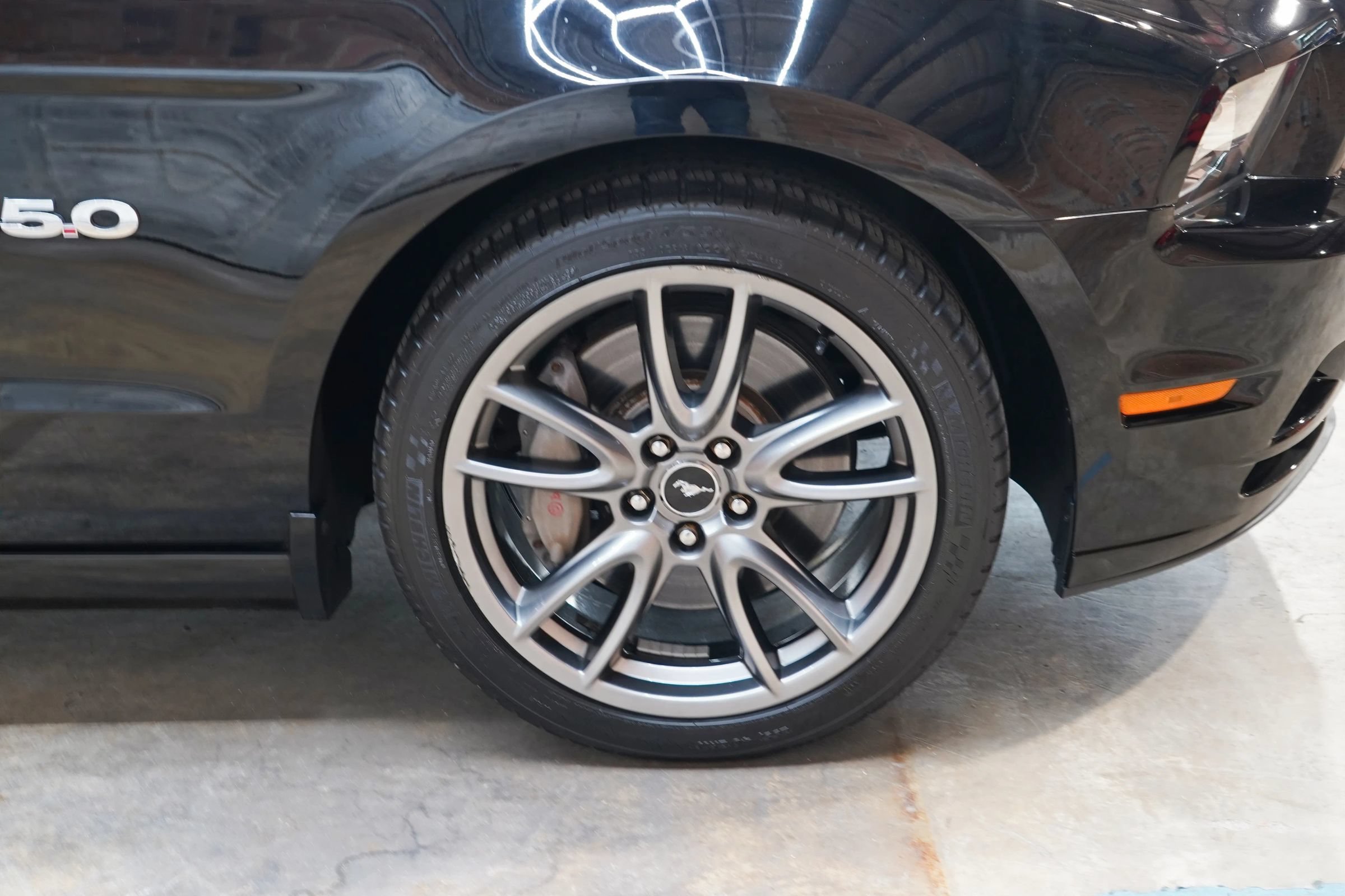 Used 2013 Ford Mustang GT Premium w/ Brembo Brake Pkg RWD image 55