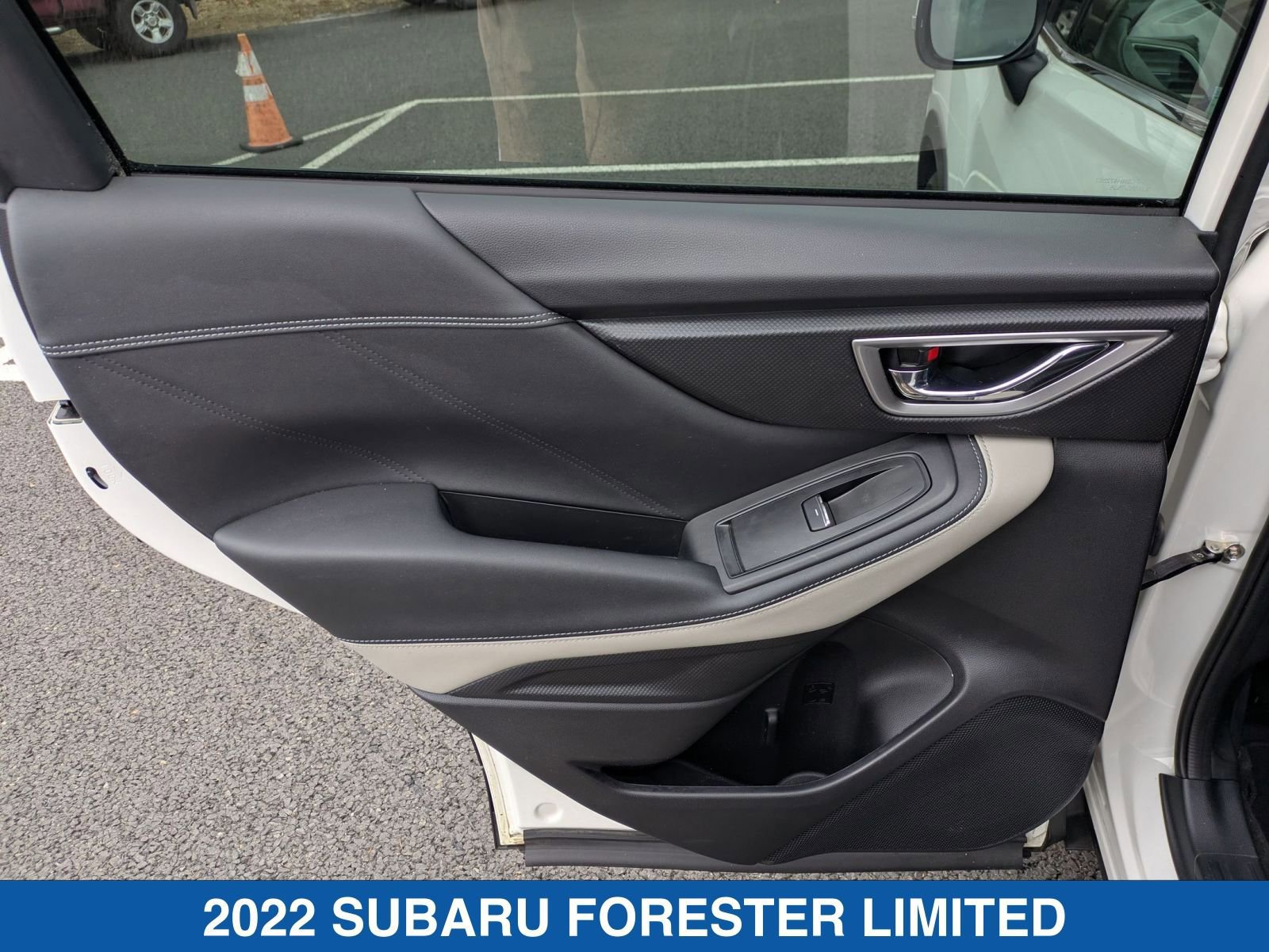 Certified 2022 Subaru Forester Limited image 30