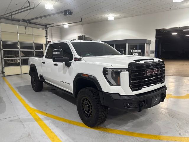Used 2025 GMC Sierra 2500 AT4X w/ AT4X AEV Edition AWD/4WD image 4