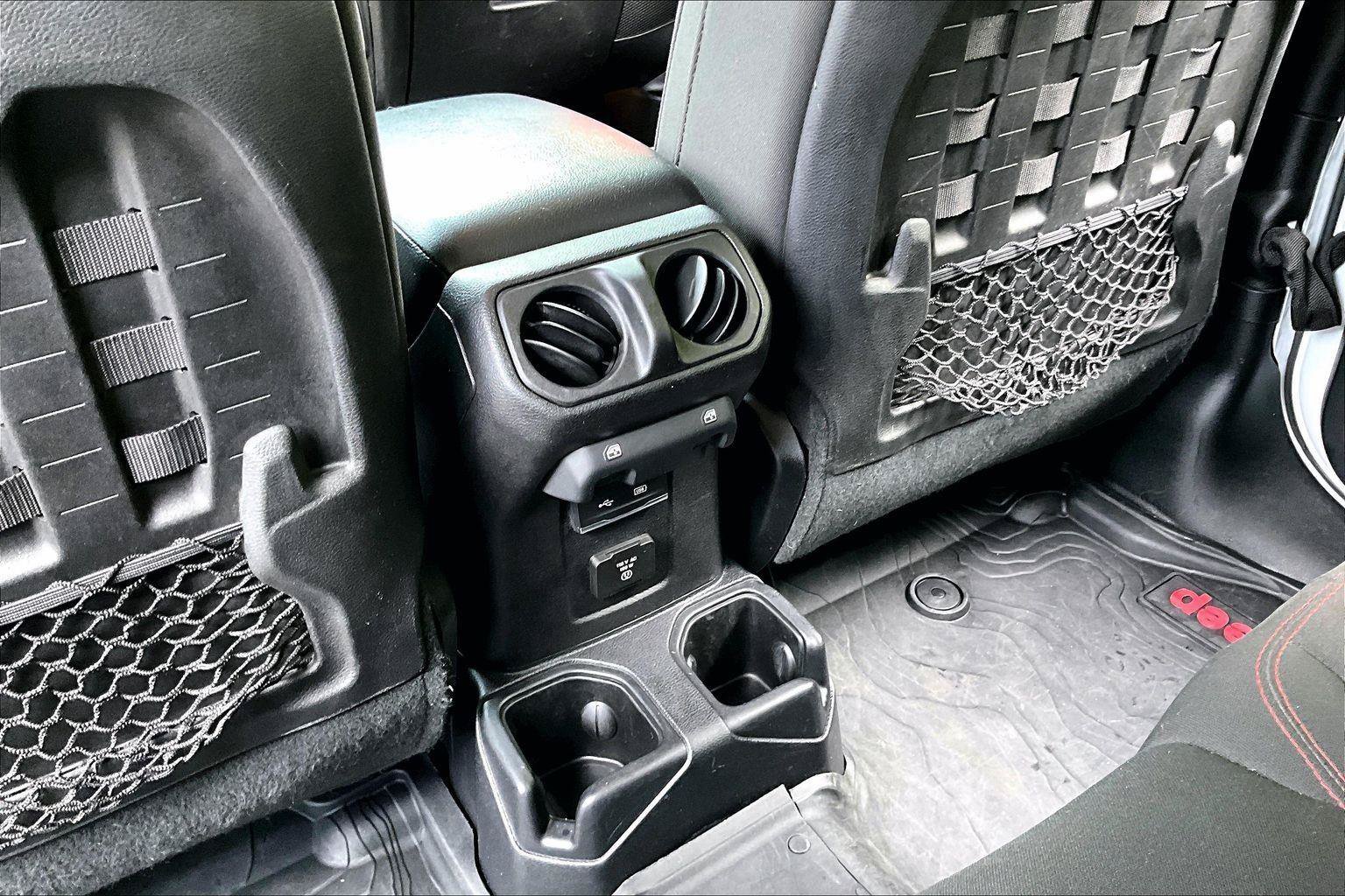 Used 2020 Jeep Wrangler Unlimited Rubicon AWD/4WD image 33