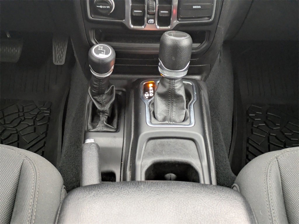 Used 2022 Jeep Gladiator Sport image 20