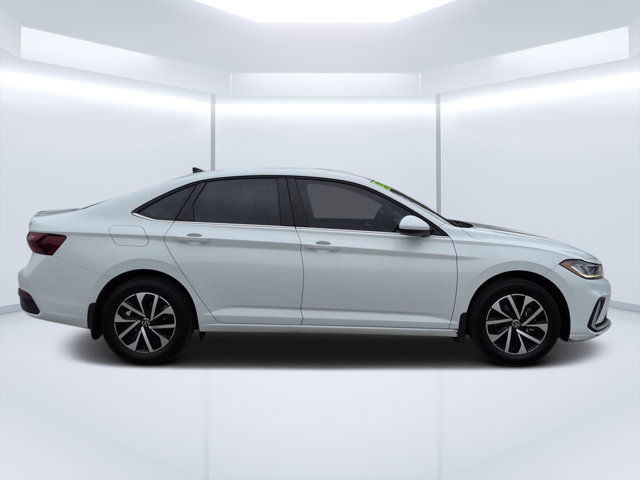 Used 2025 Volkswagen Jetta S FWD image 2