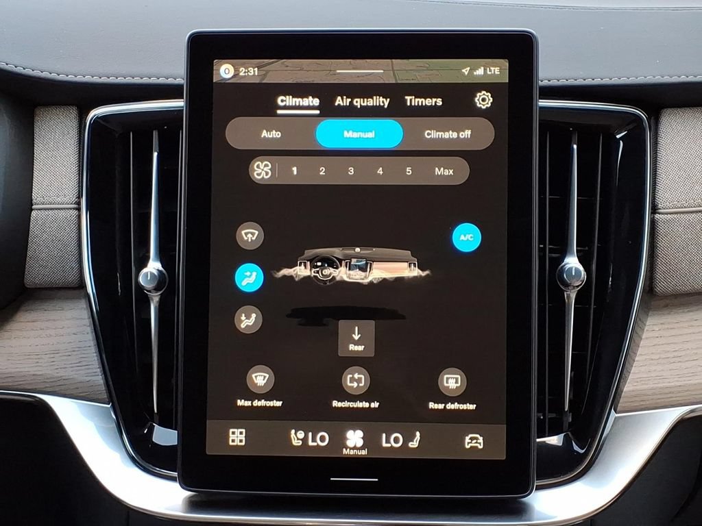 Certified 2026 Volvo XC90 B6 Plus AWD/4WD image 19