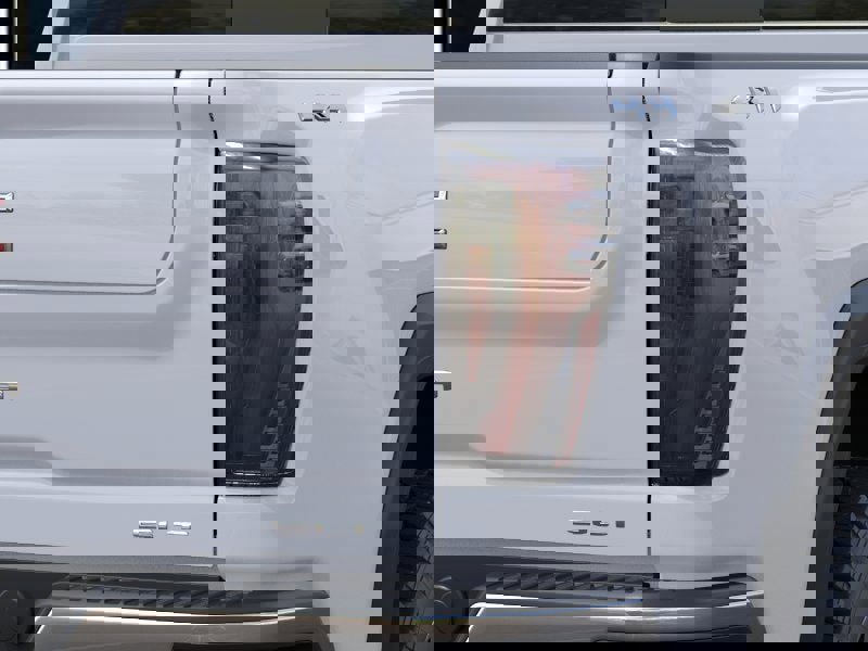 New 2026 GMC Sierra 2500 SLT w/ SLT Convenience Package image 35
