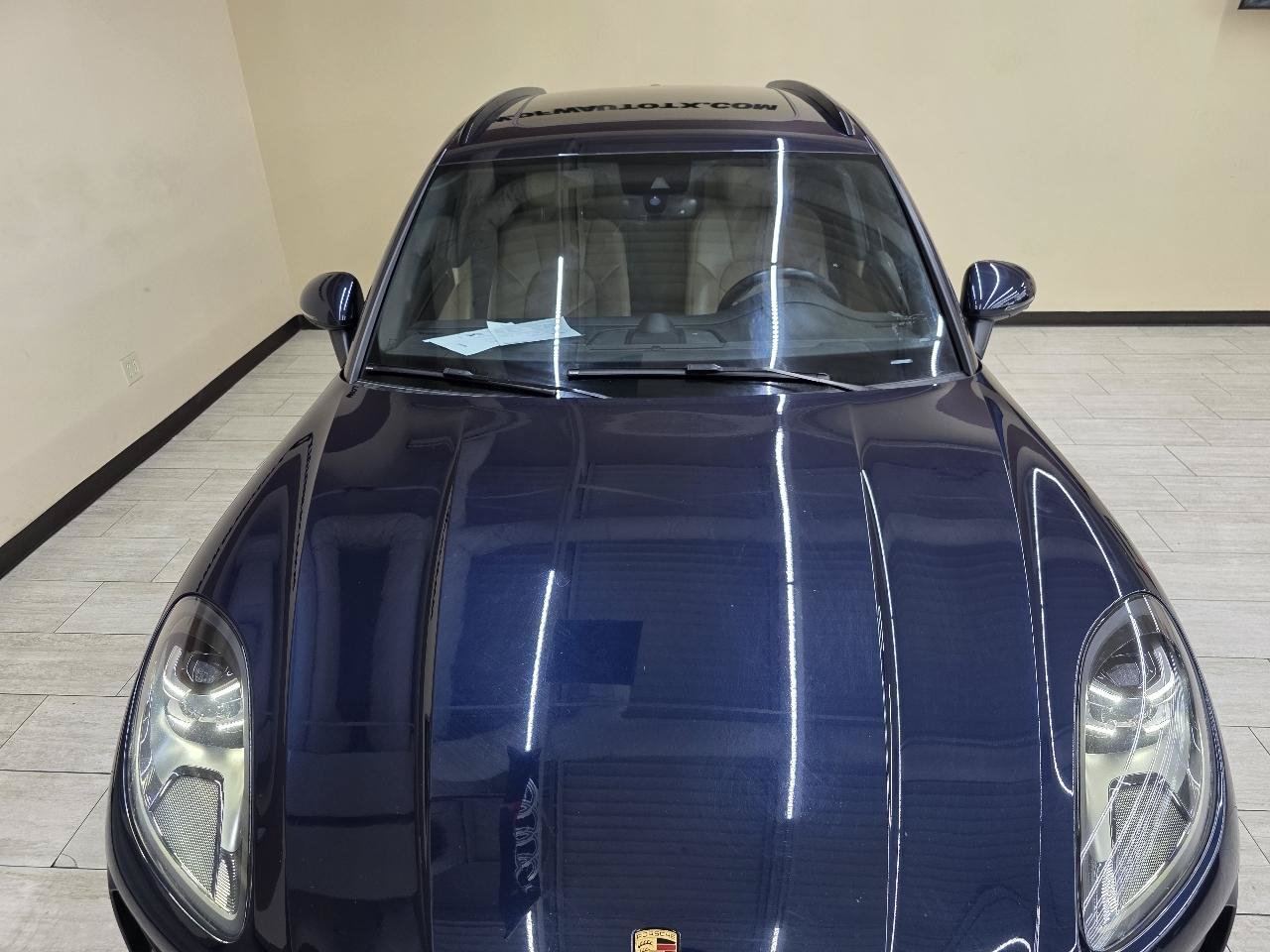 Used 2021 Porsche Macan AWD/4WD image 4