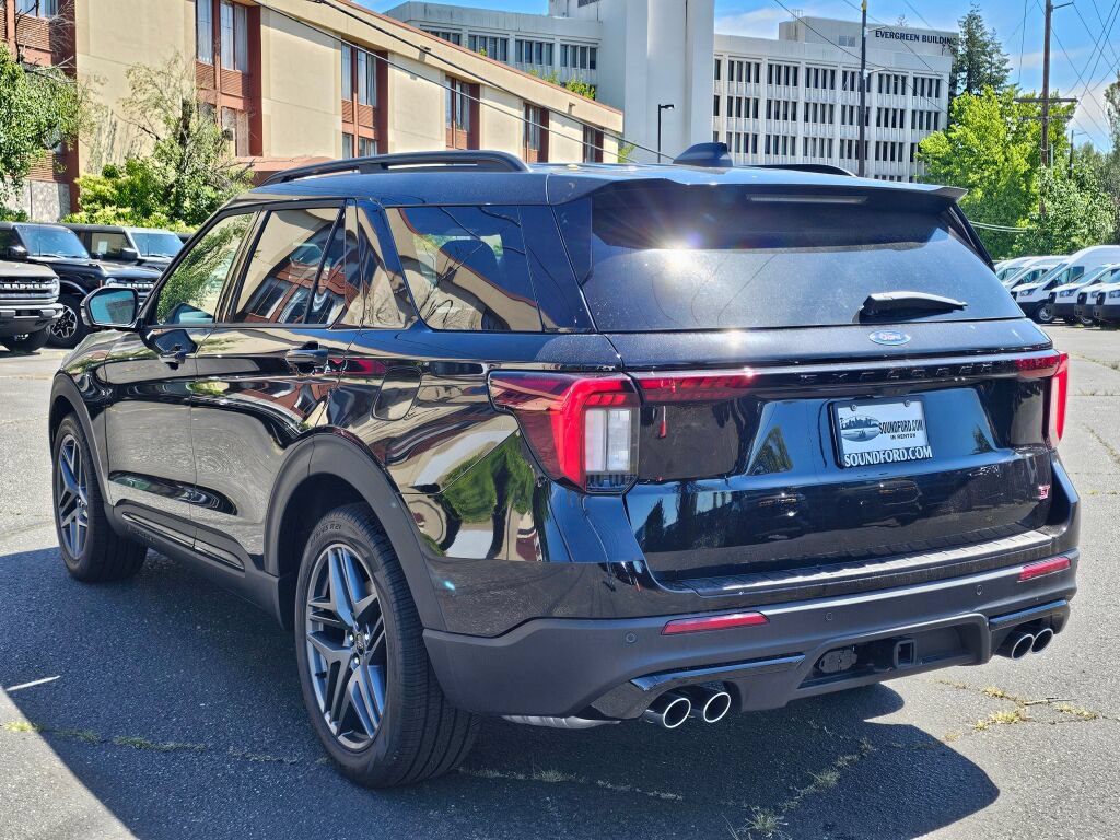 New 2026 Ford Explorer ST w/ Sun And Sound Package AWD/4WD image 3