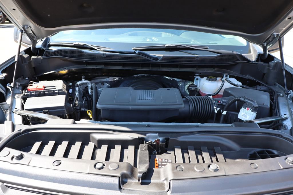 Used 2025 Chevrolet Silverado 1500 Custom Trail Boss w/ LPO, Dark Essentials Package image 50