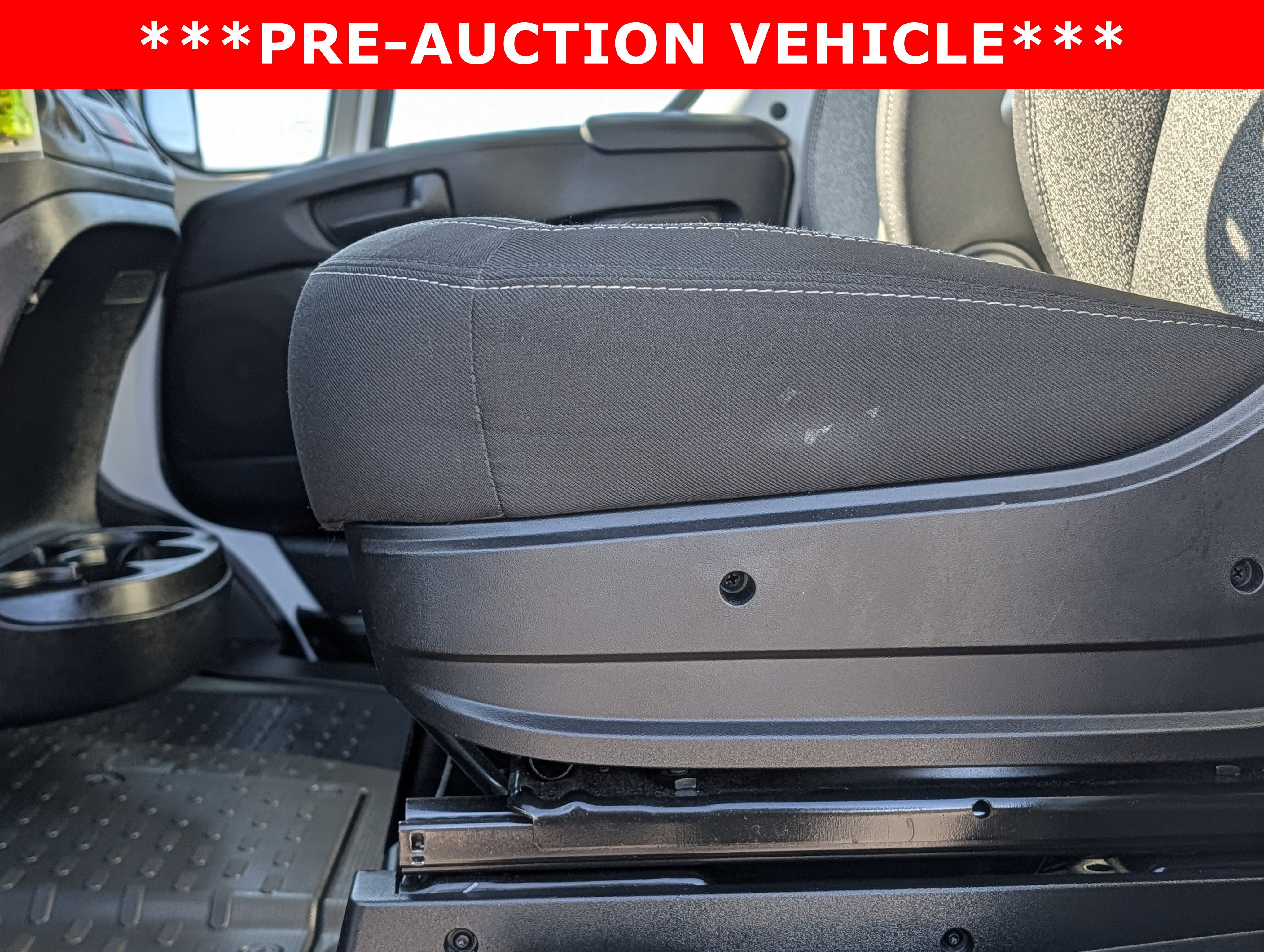Used 2021 RAM ProMaster 2500 w/ Convenience Group image 19
