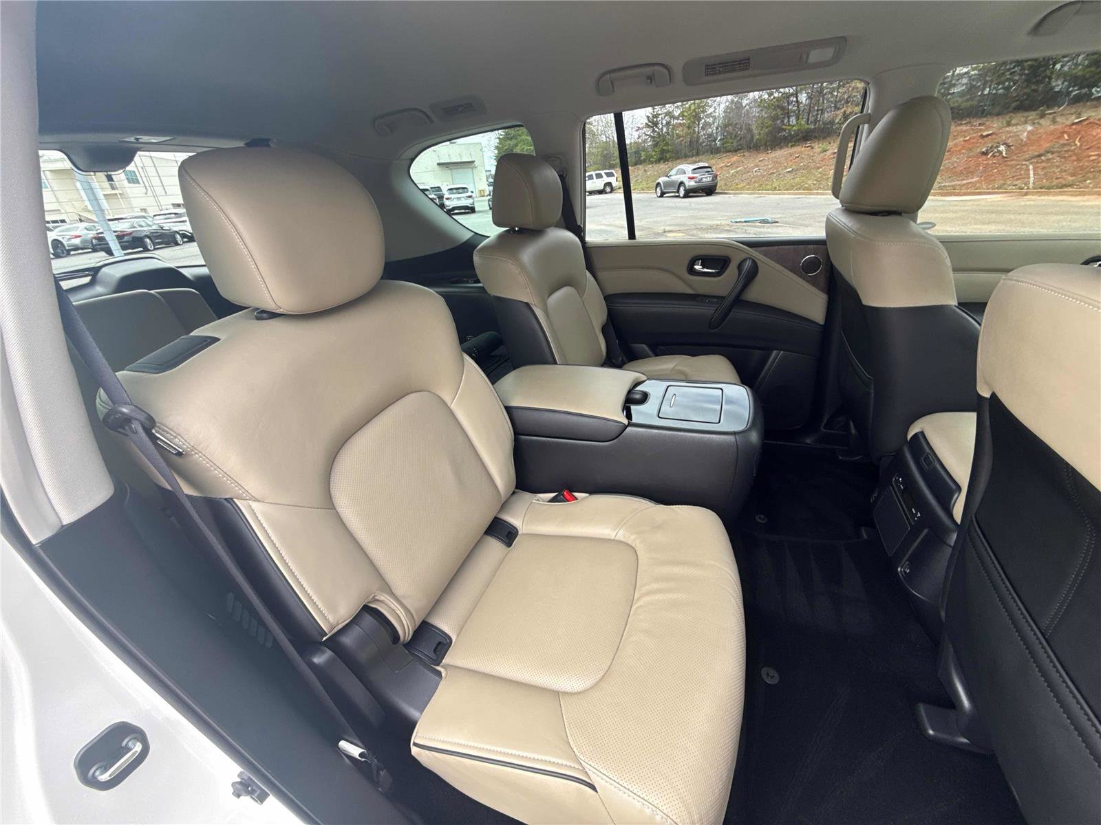 Used 2023 INFINITI QX80 Premium Select w/ Cargo Package AWD/4WD image 28