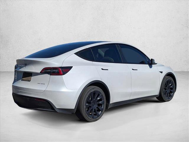 Used 2021 Tesla Model Y Long Range image 5