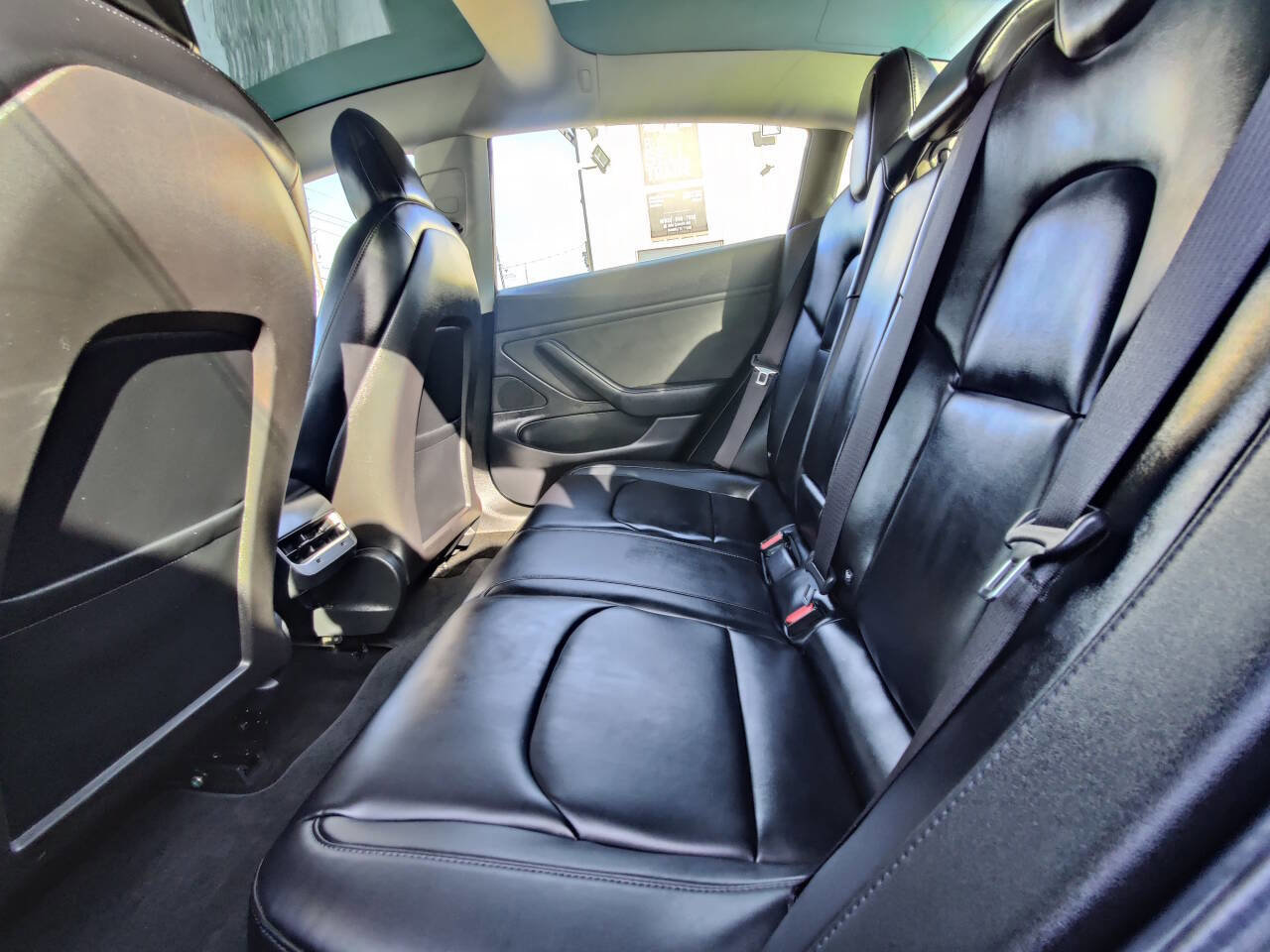 Used 2018 Tesla Model 3 Long Range image 8