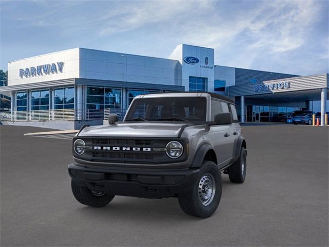 New 2025 Ford Bronco 4-Door image 2