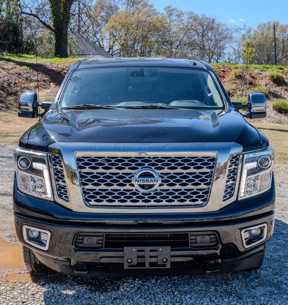 Used 2017 Nissan Titan Platinum Reserve AWD/4WD image 8