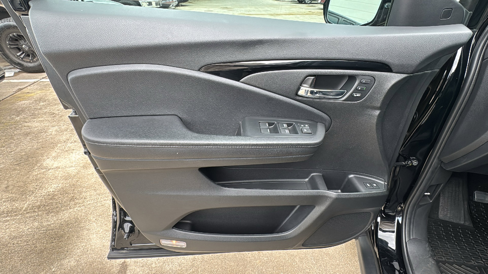 Used 2022 Honda Pilot Elite image 12