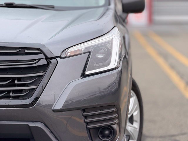 Used 2023 Subaru Forester AWD/4WD image 11