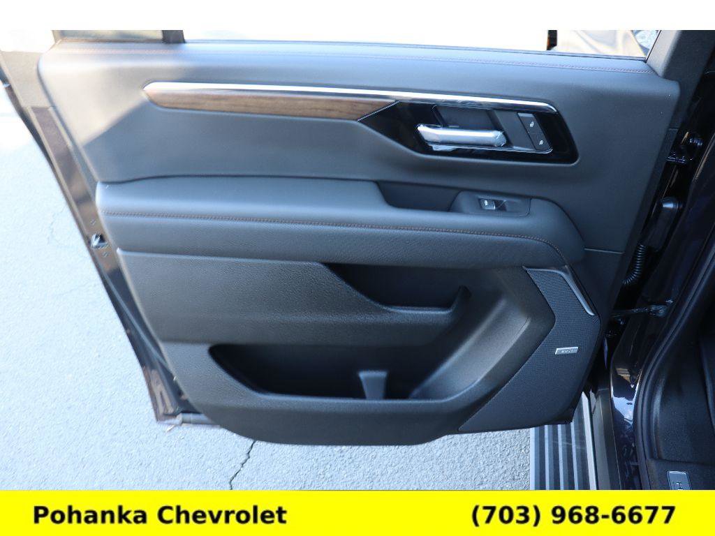 New 2026 Chevrolet Suburban High Country image 26