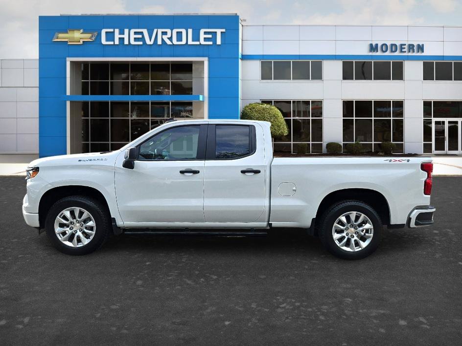 New 2026 Chevrolet Silverado 1500 Custom AWD/4WD image 2