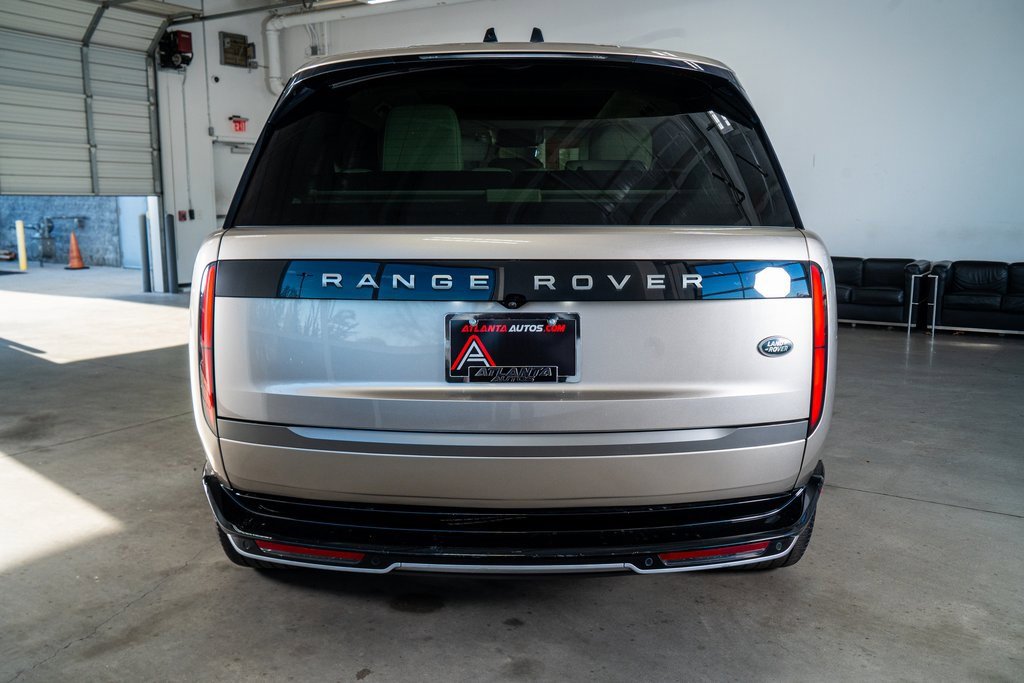 Used 2023 Land Rover Range Rover Long Wheelbase SE image 7