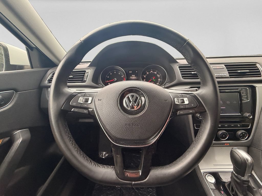 Used 2019 Volkswagen Passat 2.0T Wolfsburg FWD image 12