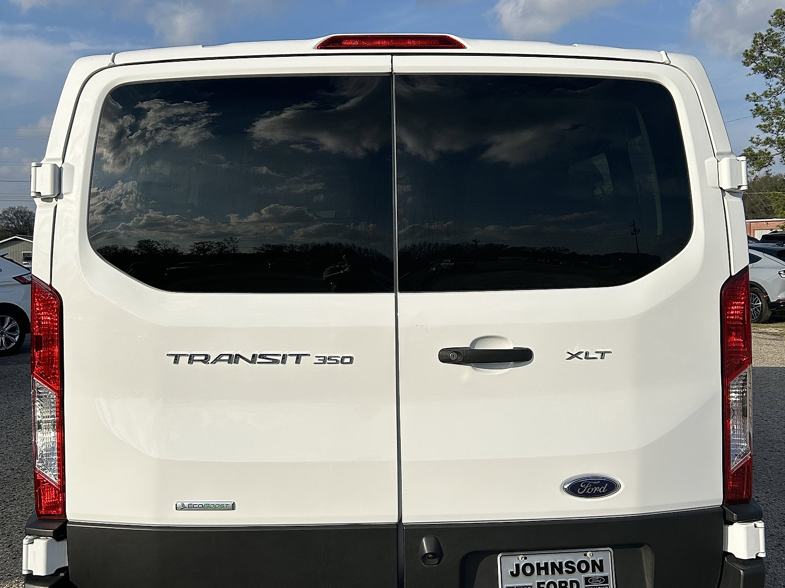 Used 2023 Ford Transit 350 XLT image 4