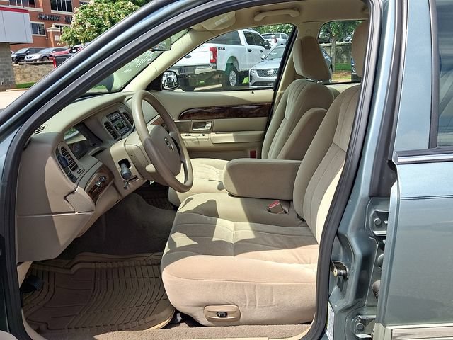 Used 2005 Mercury Grand Marquis GS RWD image 10