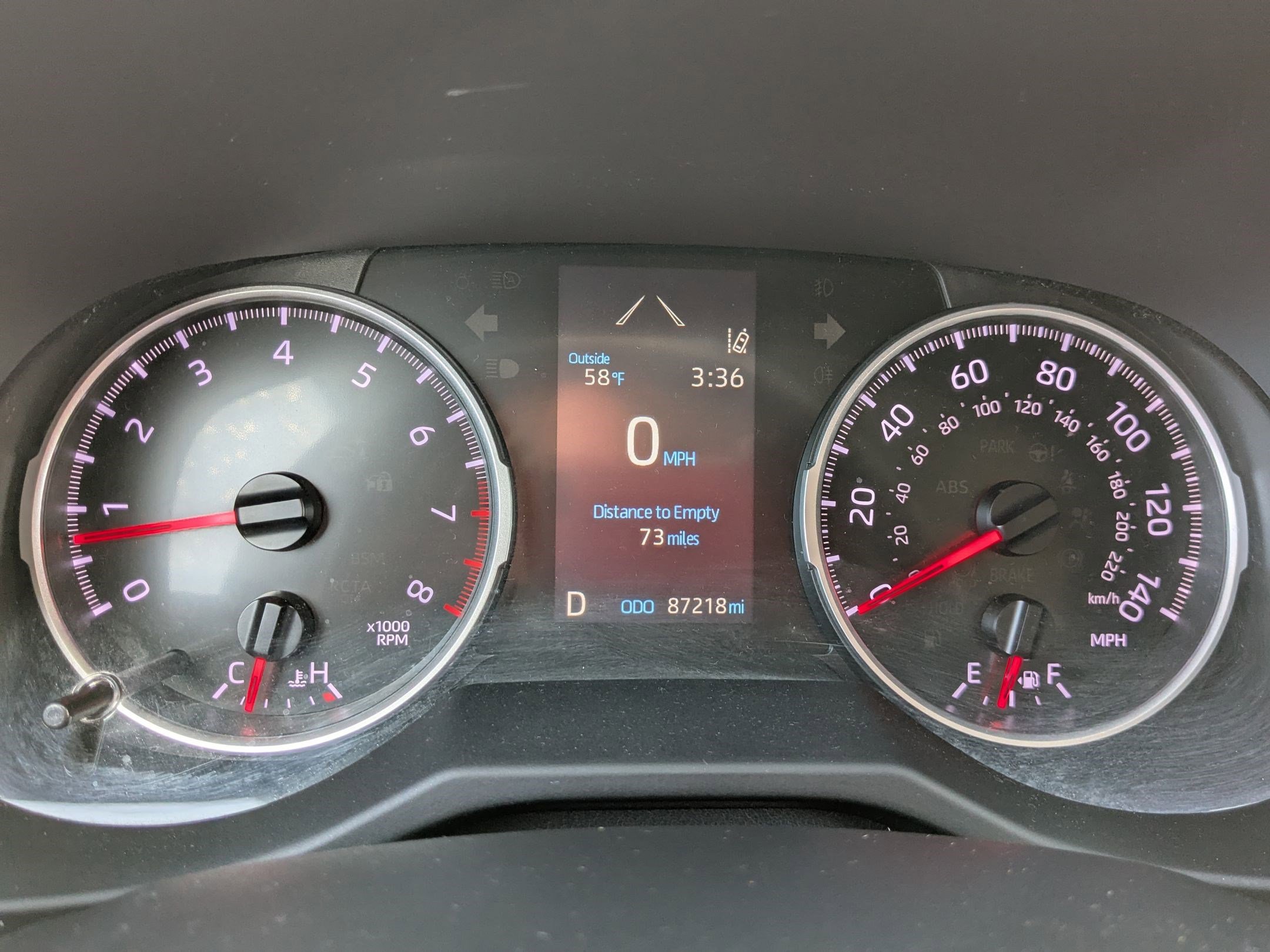 Used 2021 Toyota RAV4 XLE Premium image 17