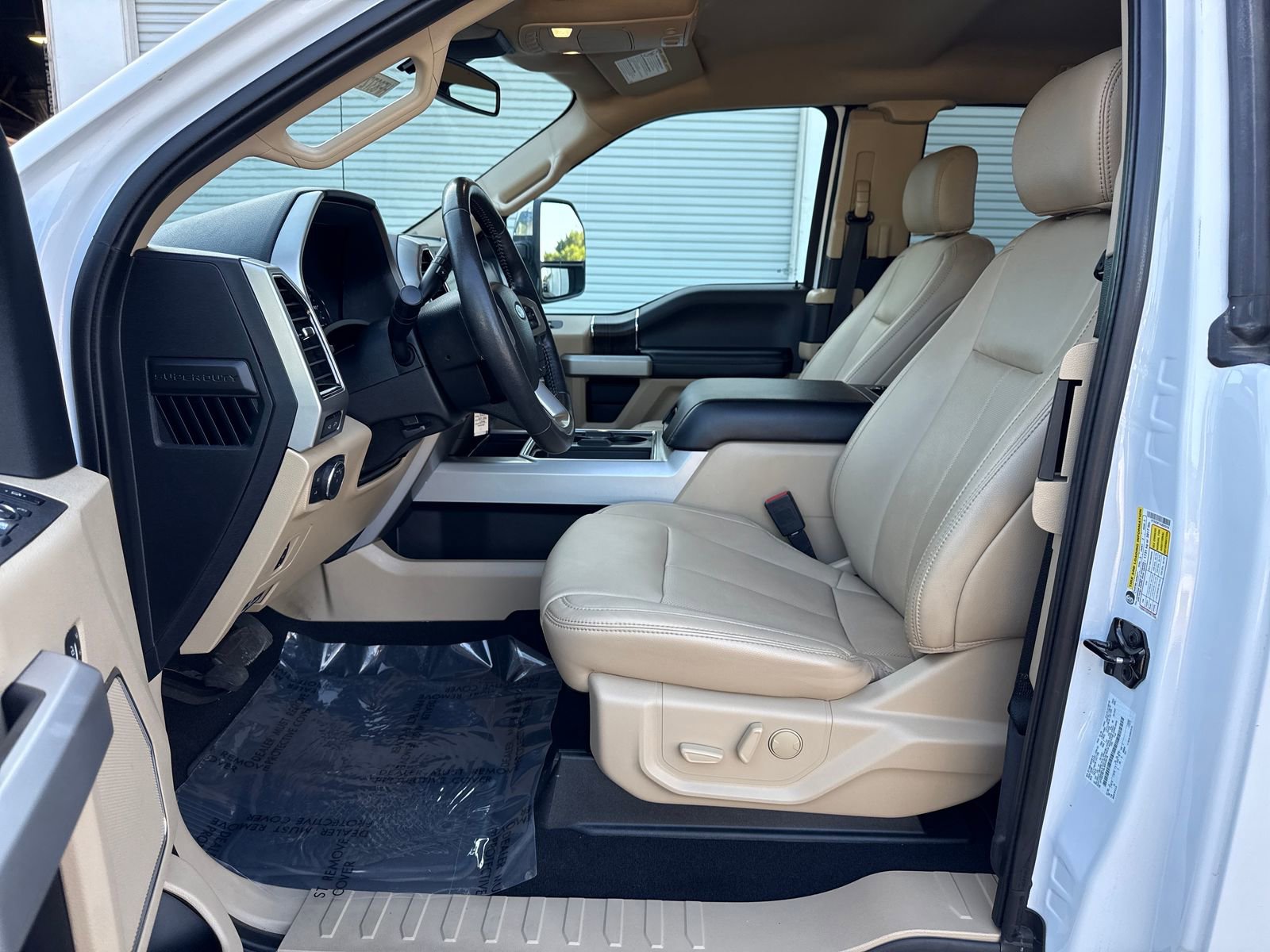 Used 2020 Ford F350 Lariat w/ Chrome Package AWD/4WD image 9