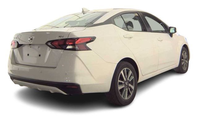 Used 2022 Nissan Versa SV FWD image 3