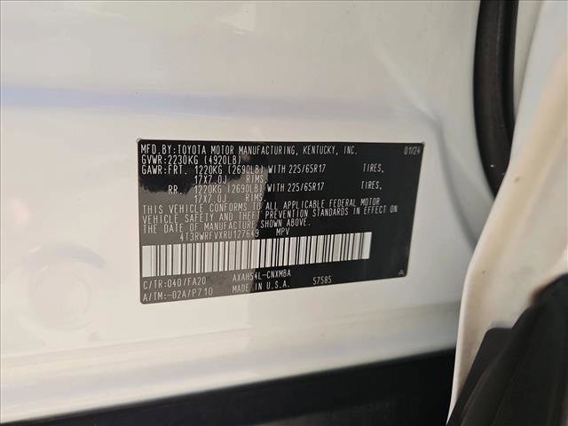 Used 2024 Toyota RAV4 XLE image 25