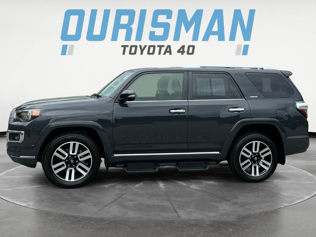 Used 2024 Toyota 4Runner Limited AWD/4WD image 4