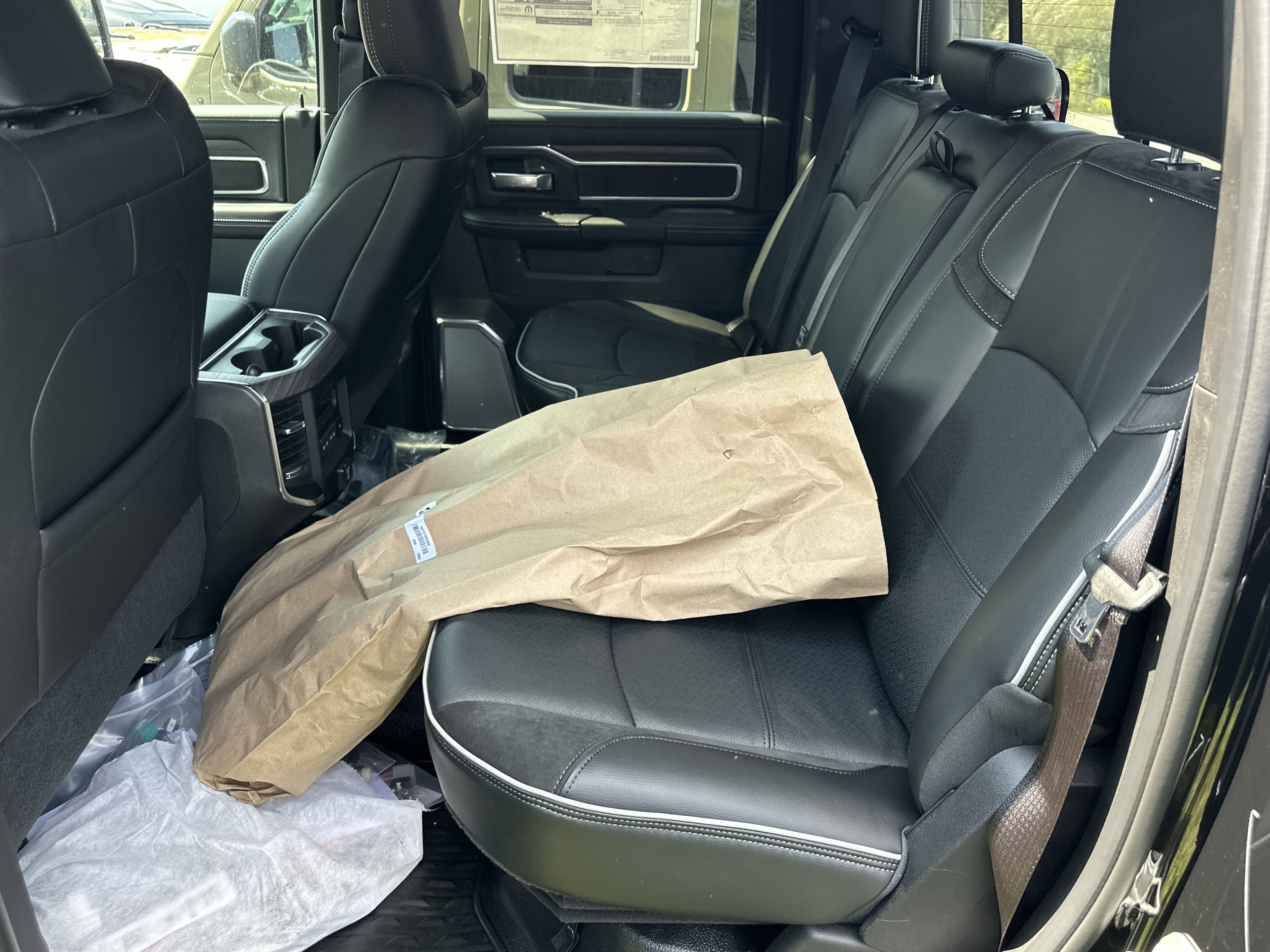 New 2027 RAM 3500 Big Horn w/ Laramie Trim Package AWD/4WD image 31
