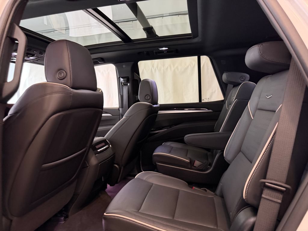 Used 2025 Cadillac Escalade Premium Luxury w/ Touring Package AWD/4WD image 26