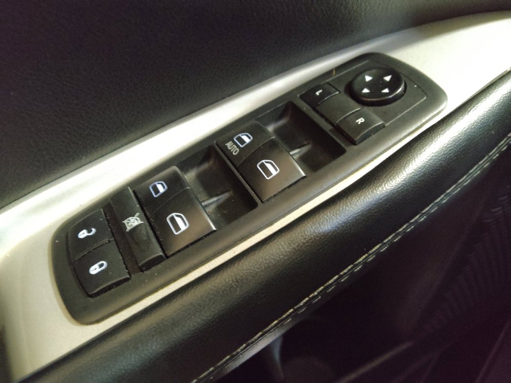 Used 2019 Dodge Journey SE image 27