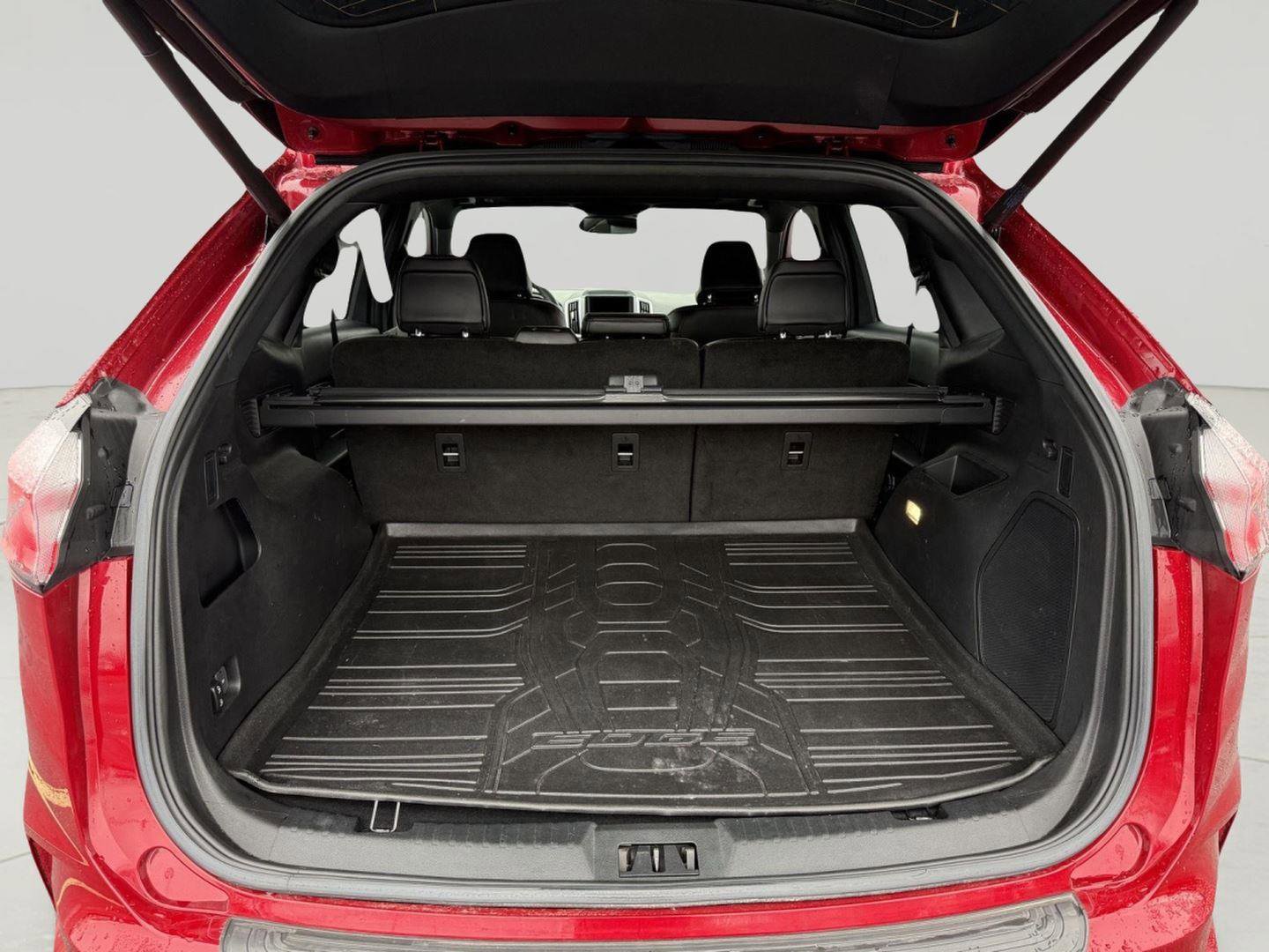 Used 2023 Ford Edge ST w/ Equipment Group 401A image 29