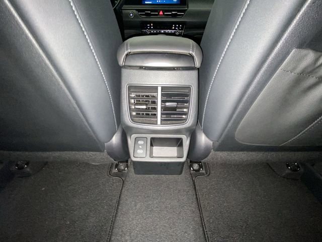 Used 2024 Kia Seltos EX FWD image 28