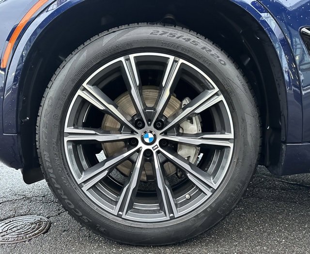Used 2024 BMW X5 xDrive40i w/ M Sport Package image 11