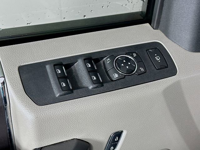 Used 2017 Ford F250 XLT w/ XLT Premium Package AWD/4WD image 18