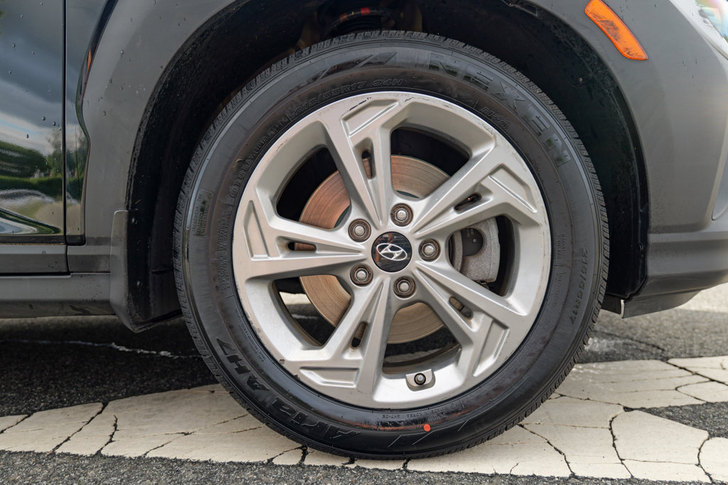 Used 2023 Hyundai Kona SEL AWD/4WD image 12