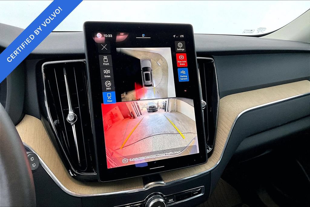 Certified 2026 Volvo XC60 B5 Plus AWD/4WD image 28