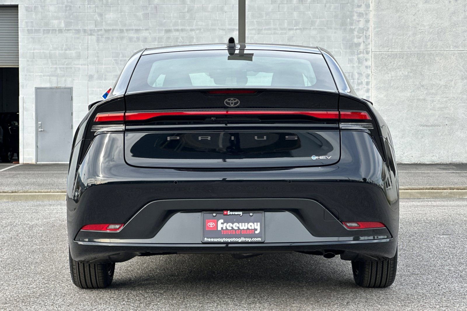 New 2026 Toyota Prius XLE image 5