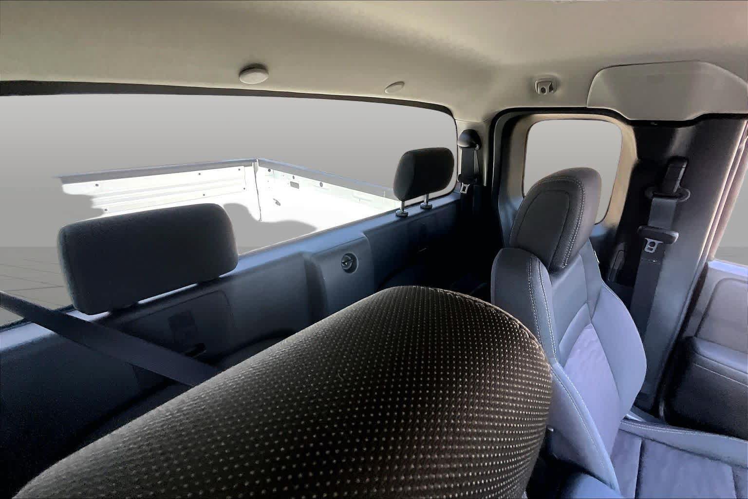 Certified 2024 Nissan Frontier SV w/ Technology Package RWD image 19