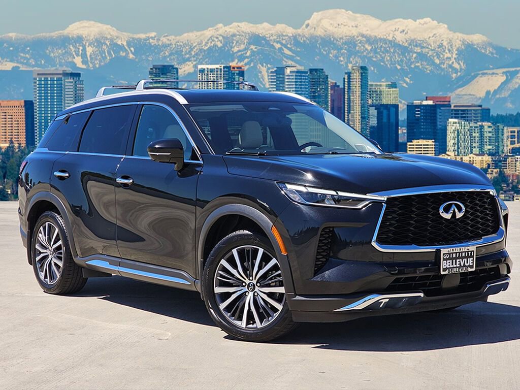 Used 2022 INFINITI QX60 Sensory w/ Cargo Package