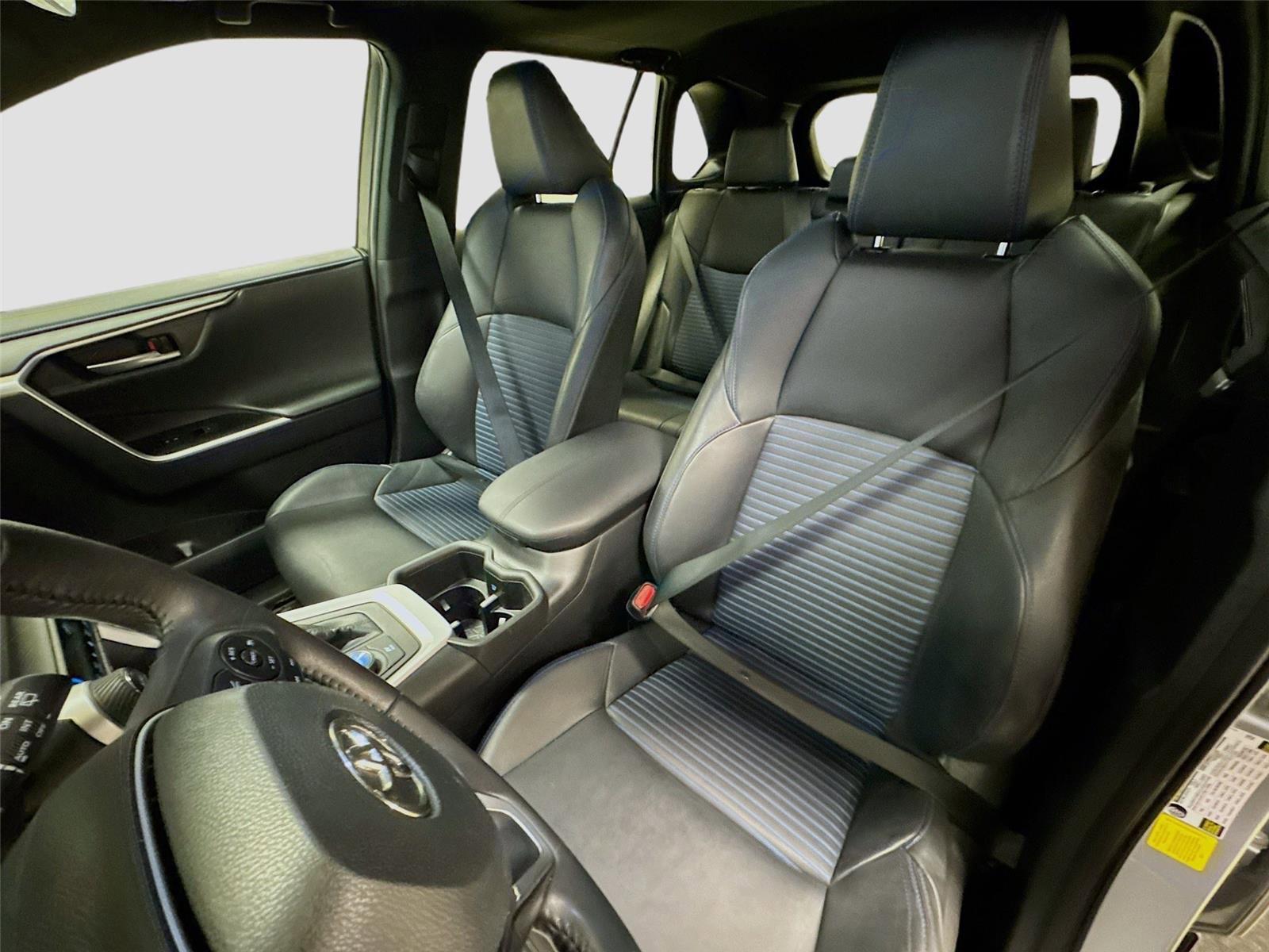 Used 2023 Toyota RAV4 XSE w/ XSE Grade Weather Package image 20