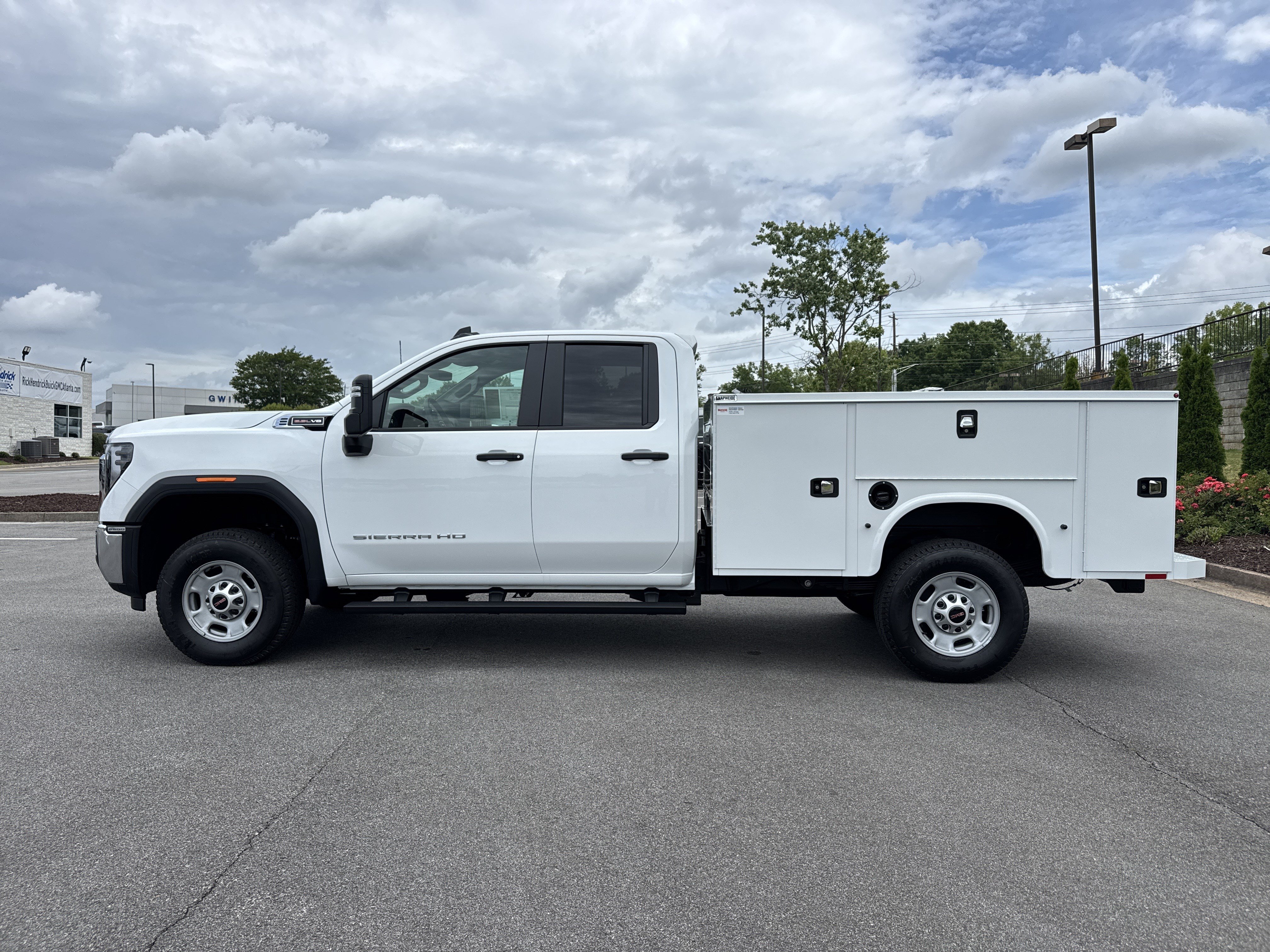 New 2026 GMC Sierra 2500 Pro w/ Convenience Package AWD/4WD image 7