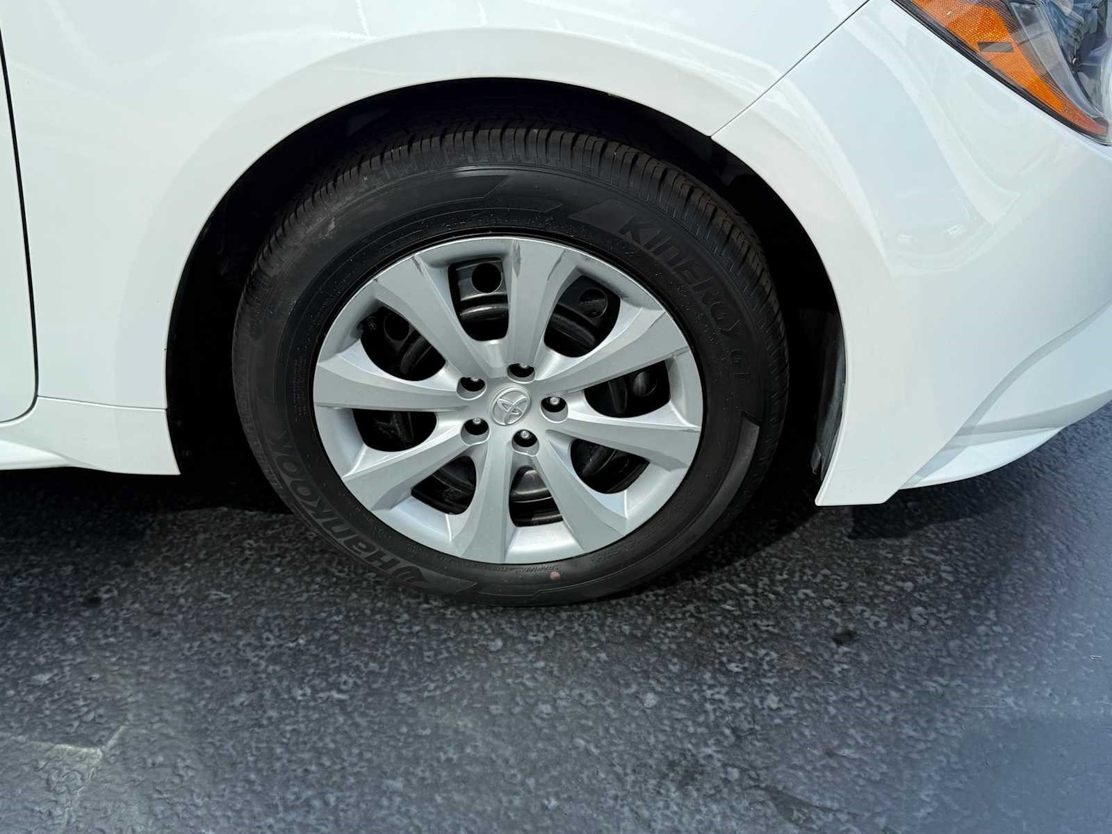 Certified 2024 Toyota Corolla LE FWD image 7